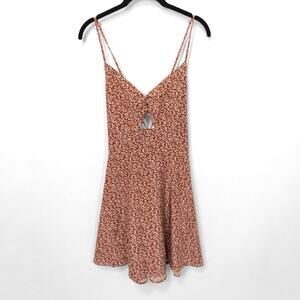 Chic Floral Spaghetti Strap Dress with Cutout XS